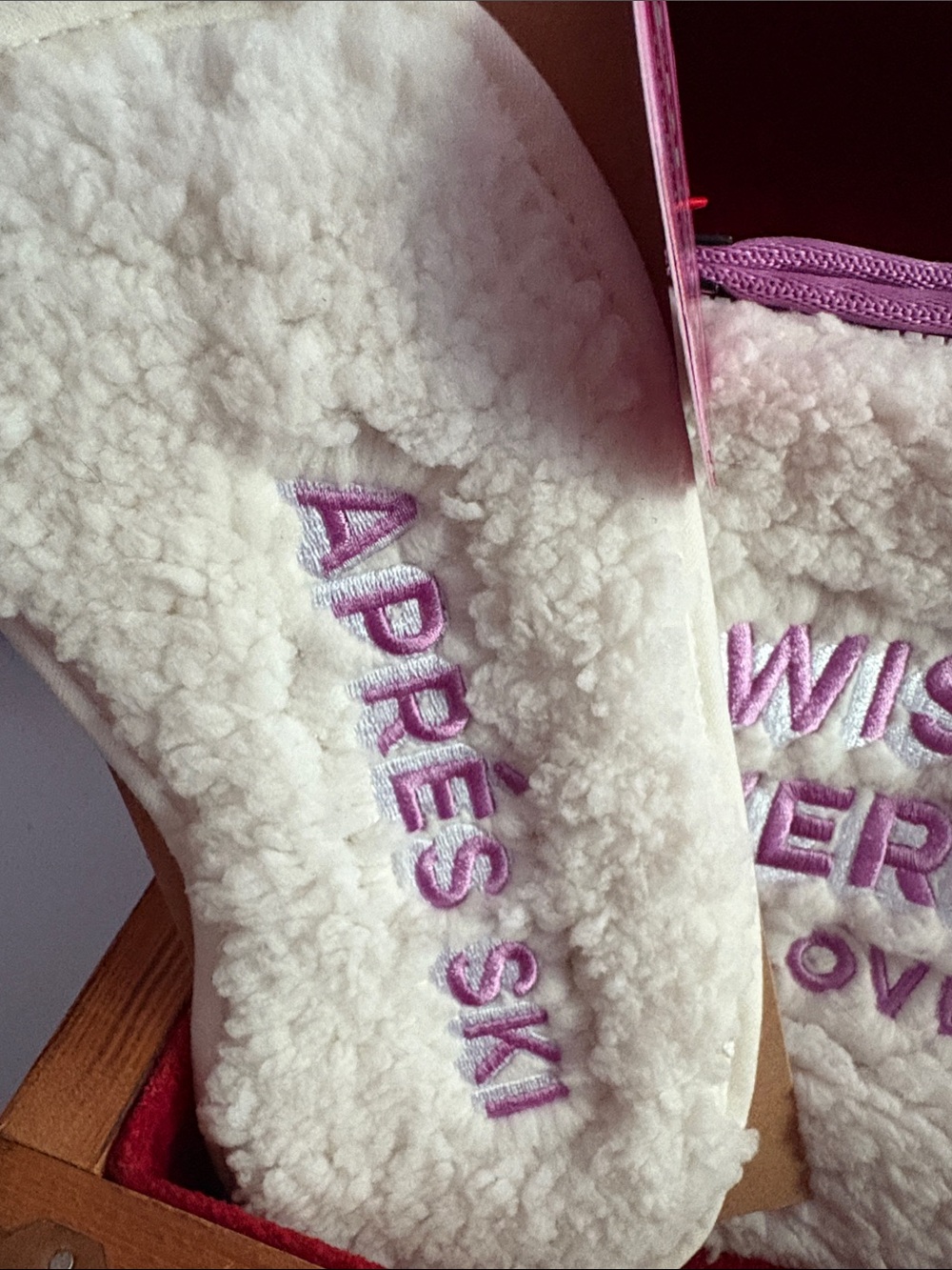 PINK Victoria's Secret Fresh & Clean Bath Set - Pink & Cream - Picture 3 of 5